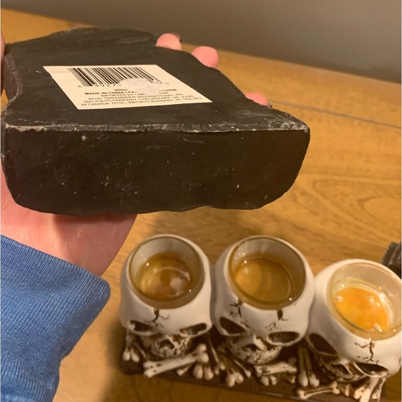 Yankee Candle Skull Tea Light Holder & RIP Table Top Decor Pieces,Good Condition - Picture 10 of 15